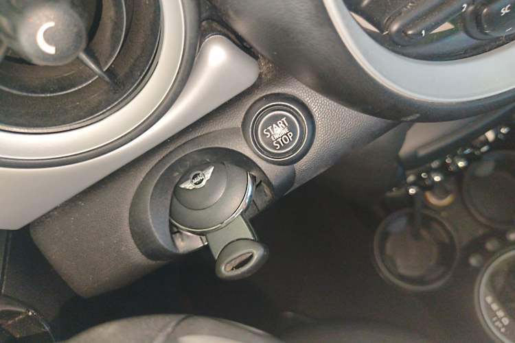 Used MINI 2012 1.6L ONE Baker Street Vehicle Key