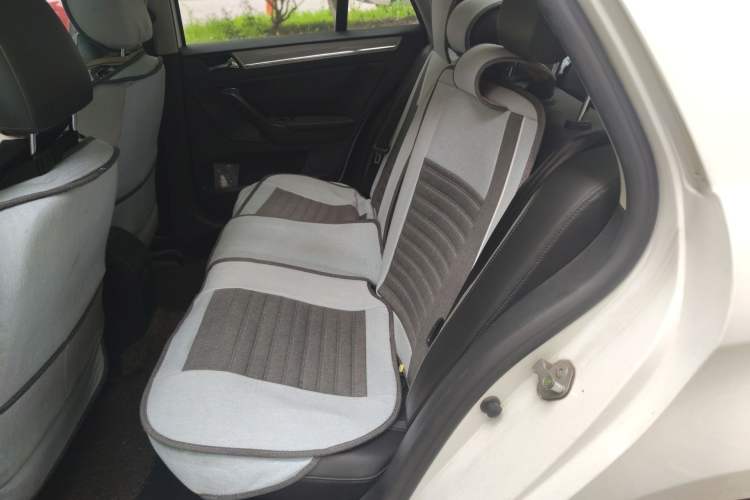 Used Volkswagen Bora 2014 1.6L Automatic Comfort Model Left Rear Seat