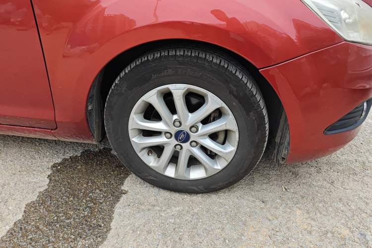 Used Ford Focus 2013 Sedan Classic 1.8L Automatic Base Model
