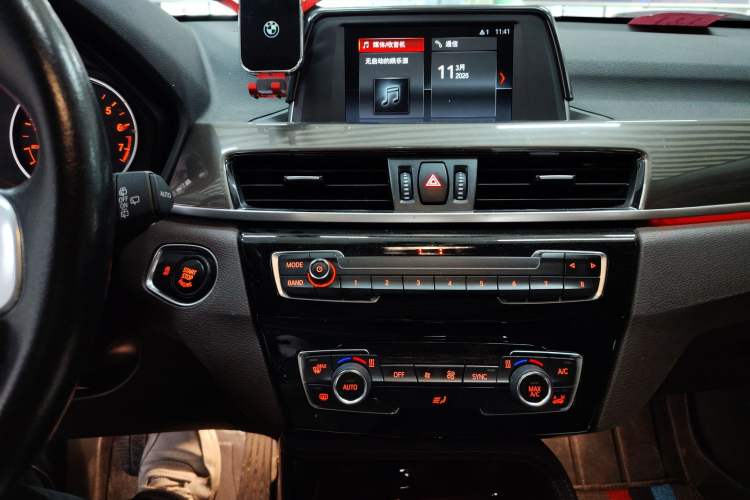 Used BMW X1 2018 sDrive18Li Luxury Model
