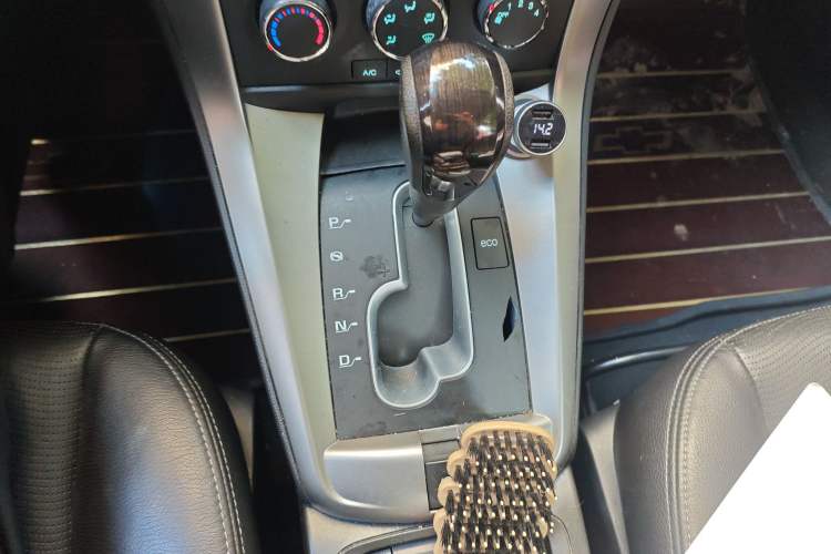 Used Chevrolet Captiva 2014 2.4L Two-Wheel Drive Urban Version 7 Seats
