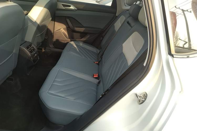 Used Volkswagen Tharu 2024 300TSI Two-Wheel-Drive Moon Luxury Edition