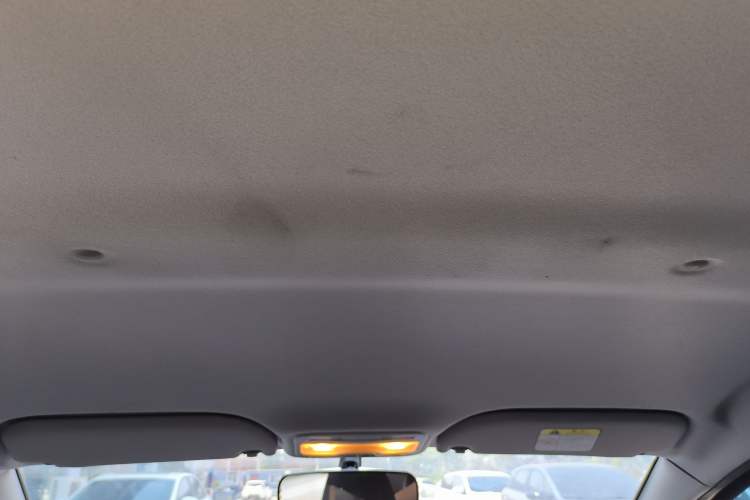 Used JAC Yiwei E10X 2024 Charming Edition 301km Lite
