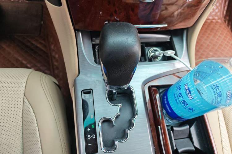 Used Toyota Crown 2012 2.5L Royal Leather Edition Gear Lever