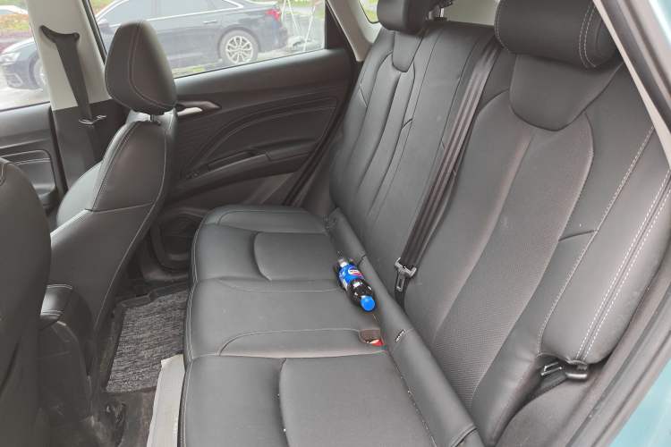 Used NETA V 2022 Chao 400 Lite Left Rear Seat