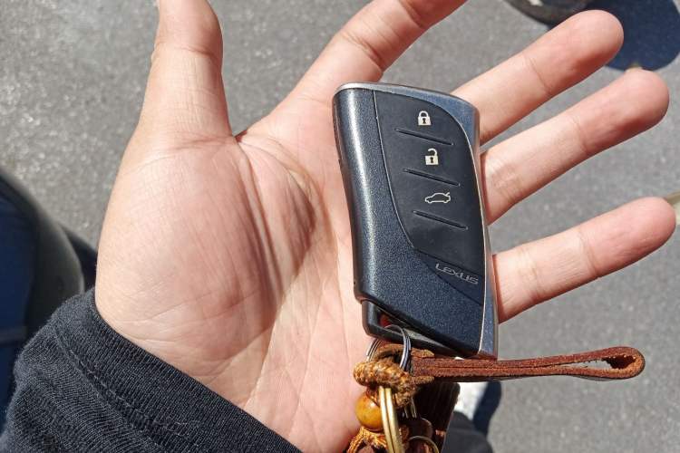 Used Lexus ES 2018 200 Excellence Edition China VI Standard
