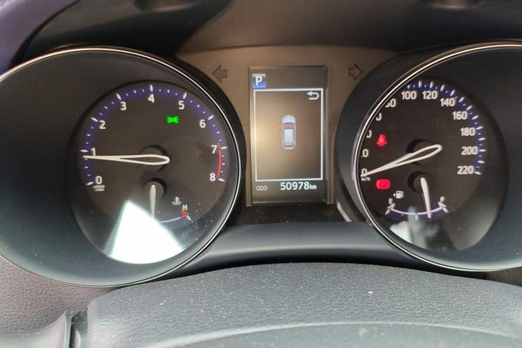 Used Toyota IZOA 2020 2.0L Enjoy Edition