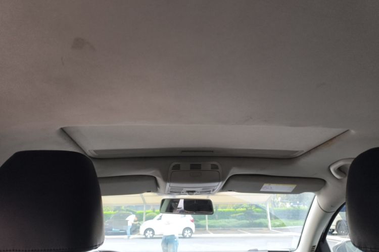 Used Volkswagen Magotan 2015 1.8TSI Advanced Model Headliner