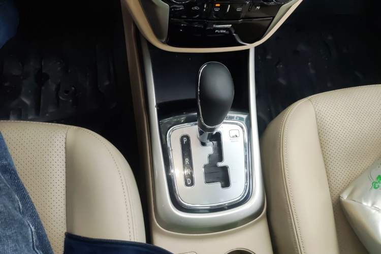 Used CHANGAN Eado 2012 1.6L Automatic Prestige Model China IV Standard
