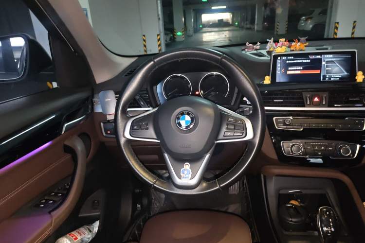 Used BMW X1 2020 sDrive20Li Fashion Model Steering Wheel