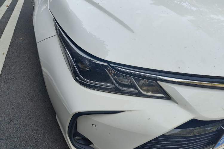 Used Toyota Corolla 2021 Dual-Motor 1.8L E-CVT Elite Edition
