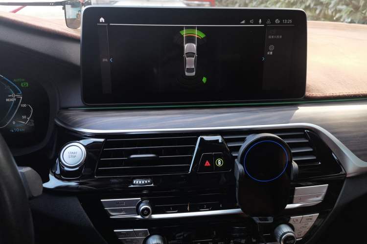 Used BMW 5 Series New Energy 2021 535Le Luxury Package Audio And AC Panel