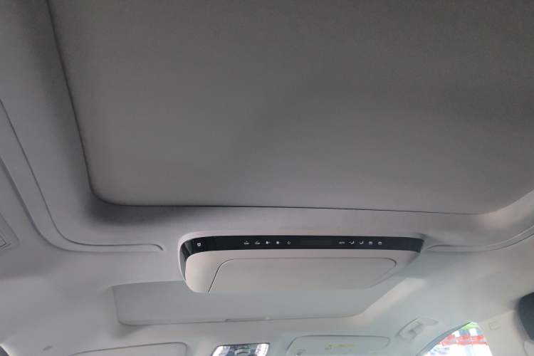 Used Buick Century 2025 2.0T Seven-Seater Yinshi Edition