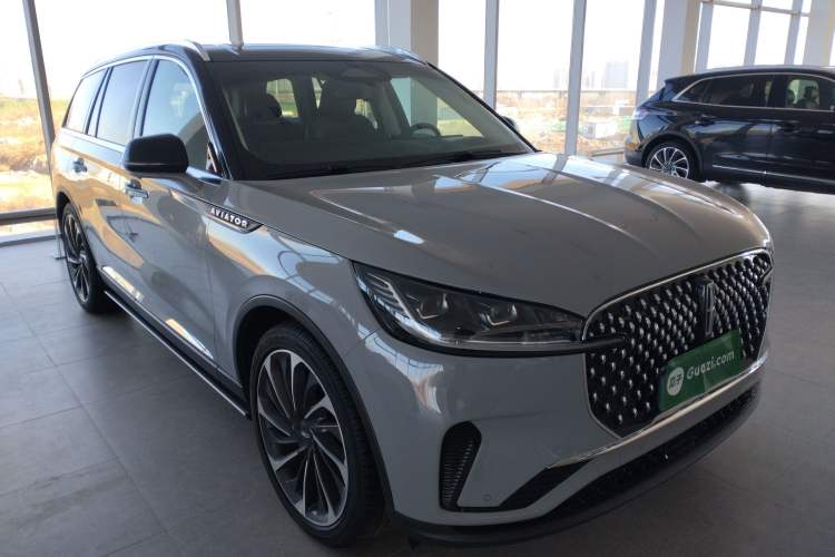 Used Lincoln Aviator 2024 3.0T V6 All-Wheel-Drive Luxury Edition Six Seats
