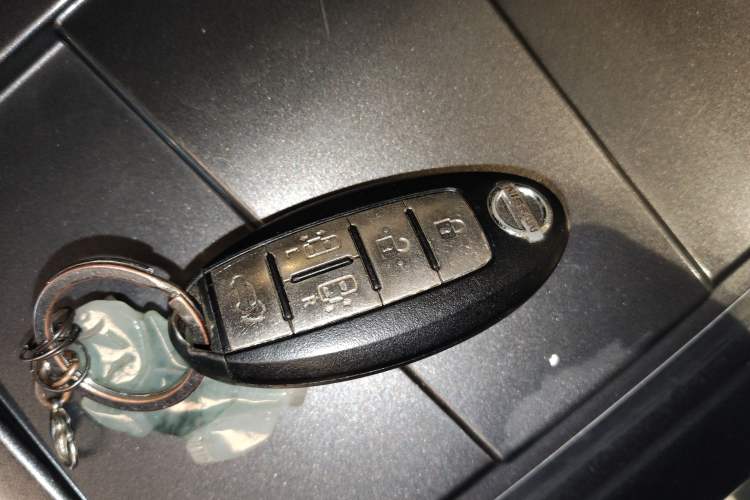 Used Nissan Quest 2013 3.5L SL
