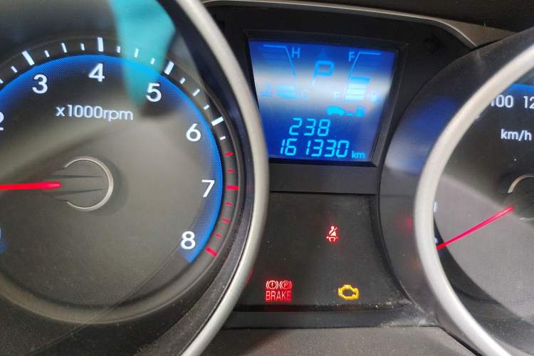 Used Hyundai ix35 2013 2.0L Automatic Two-Wheel Drive Smart GLS China IV Standard