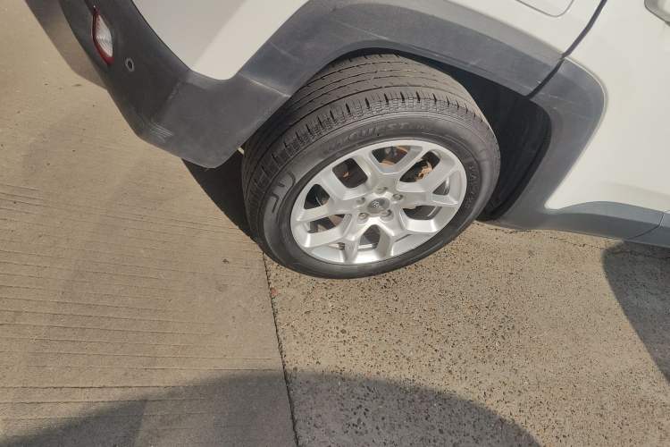 Used Jeep Renegade 2018 Connected Large Screen Version 180T Automatic High-Energy Edition