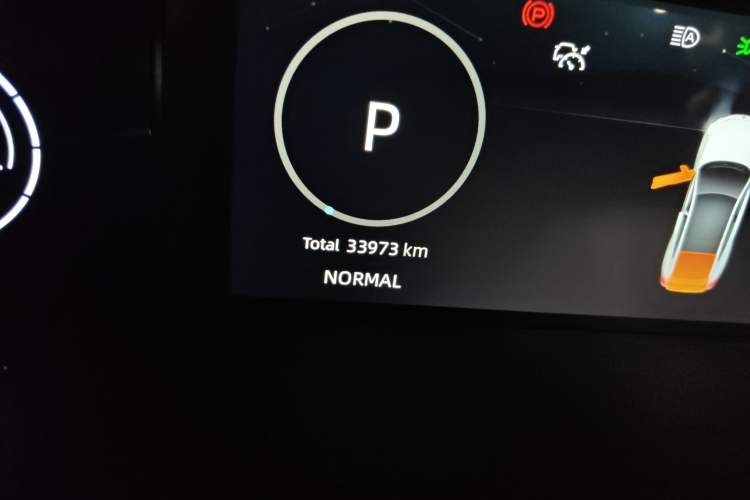 Used CHANGAN UNI-V 2023 1.5T Sport Edition
