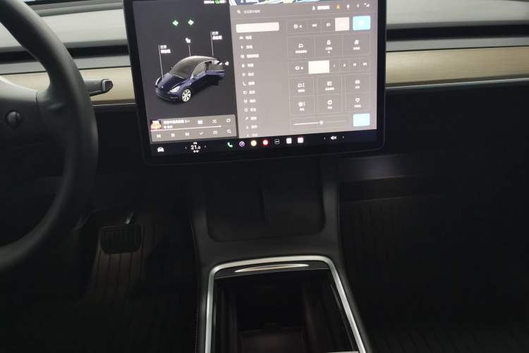 Used Tesla Model Y 2021 Long-Range All-Wheel-Drive Version 3D7