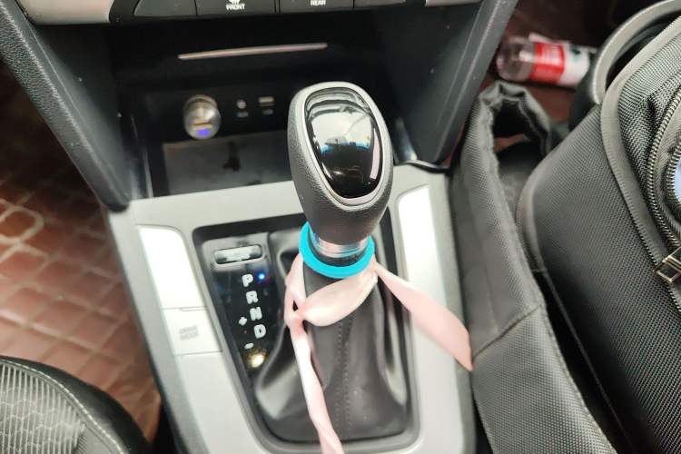 Used Hyundai Elantra (6th Generation / Lingdong) 2016 1.6L Automatic ZhiXuan – Elite Version
