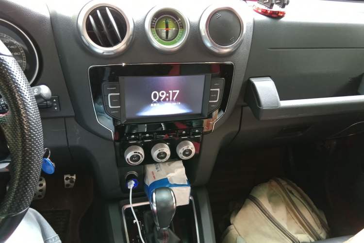 Used BAIC Off-Road BJ40 2017 40L 2.3T Automatic All-Wheel Drive Ring of the Tower Champion Edition
