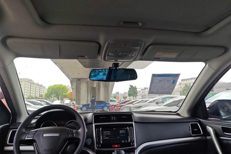 Used Haval M6 2019 1.5T DCT Two-Wheel Drive Elite Version China VI Standard
