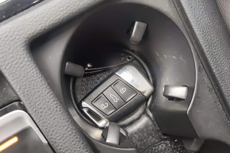 Used Volkswagen Magotan 2018 Facelift 330TSI DSG Luxury Model
