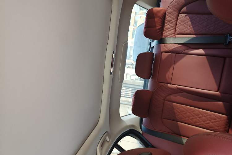 Used BMW i3 2022 eDrive 35 L Headliner