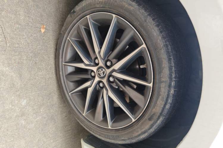 Used Toyota Camry 2021 2.5G Luxury Edition
