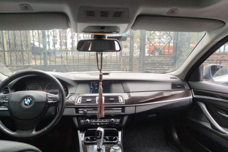 Used BMW 5 Series 2012 523Li Leading Model