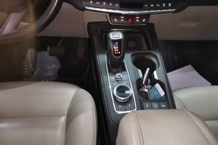 Used Cadillac XT4 2018 28T Four-Wheel Drive Leading Model
