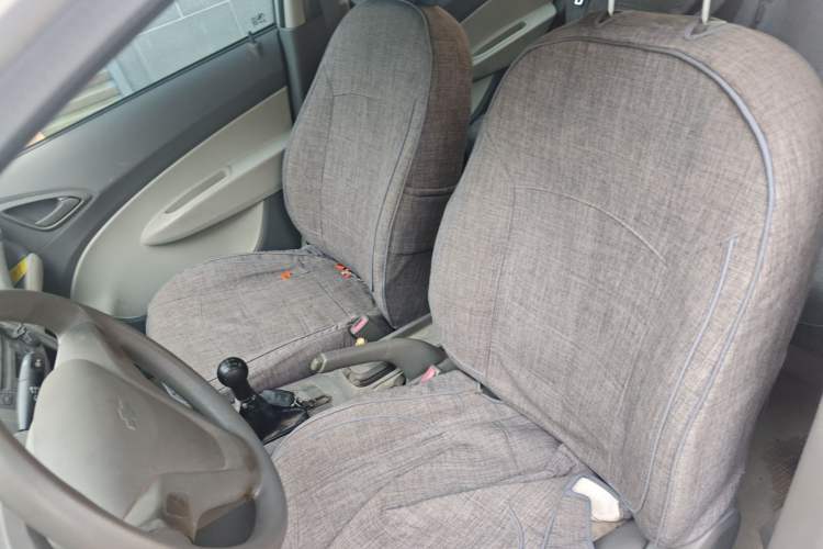 Used Chevrolet Sail 2011 Sedan 1.4L Manual Happiness Edition
