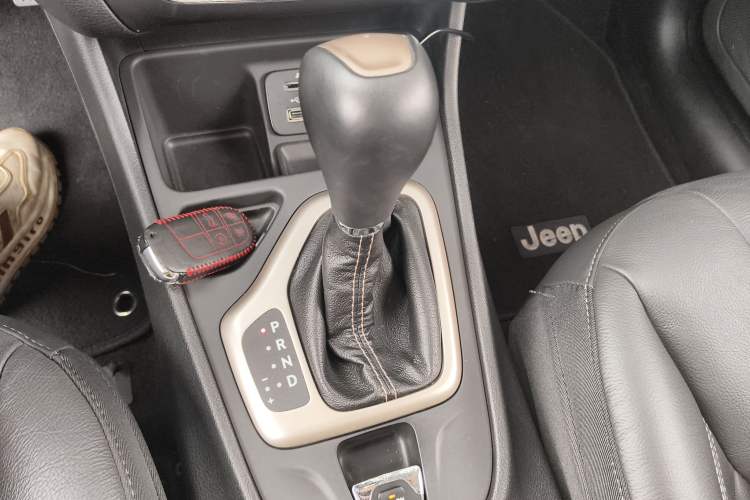 Used Jeep Cherokee 2017 2.0L Superior Edition