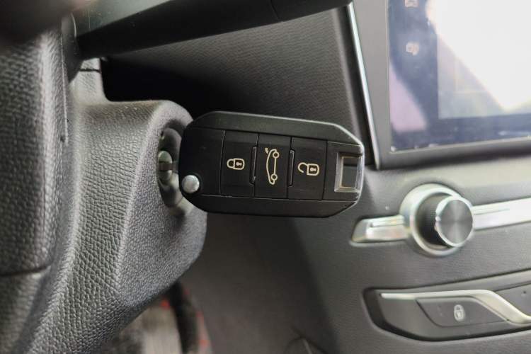 Used Peugeot 408 2014 1.8L Automatic Luxury Edition Vehicle Key