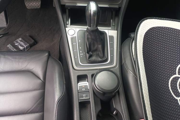 Used Volkswagen Golf 2016 230TSI Automatic Luxury Version