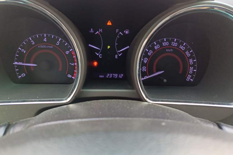 Used Toyota Highlander 2012 2.7L Two-Wheel Drive 7-Seater Luxury Edition