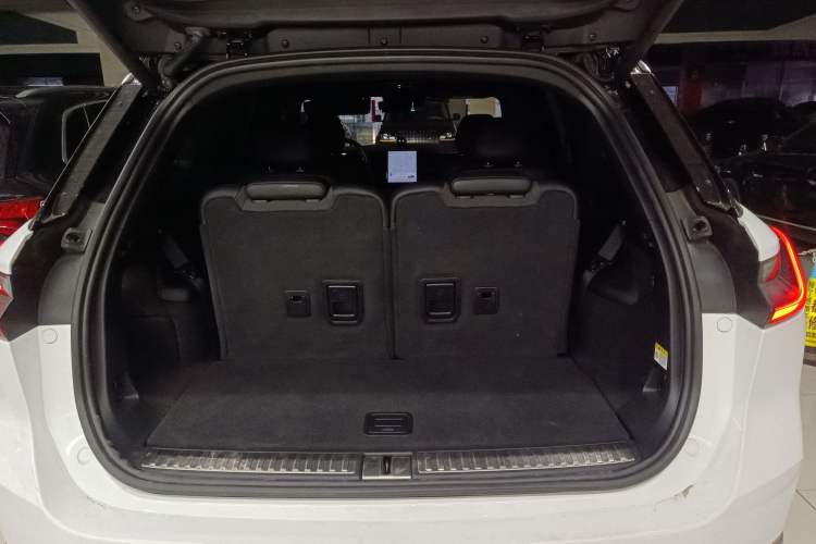 Used Nio ES8 2020 415 km Range 6-Seater Version
