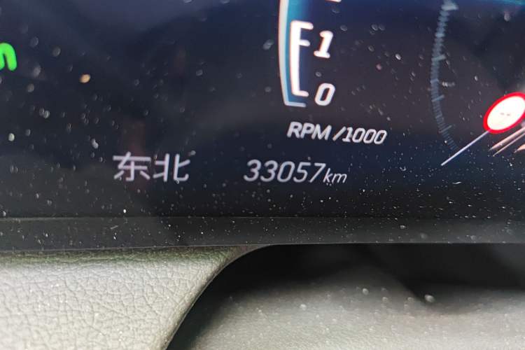 Used Cadillac CT5 2024 28T Luxury Version Odometer Close Up