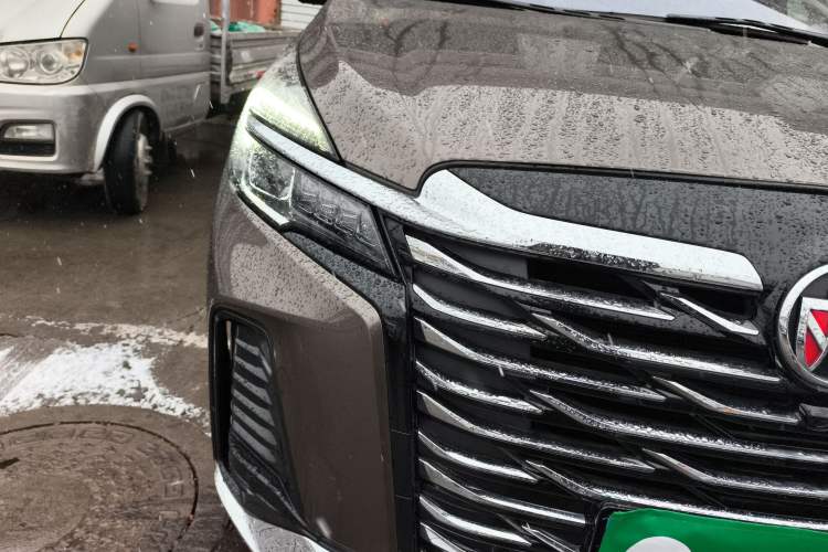 Used Buick GL8 2023 Land Executive Class Smart Enjoyment Model
