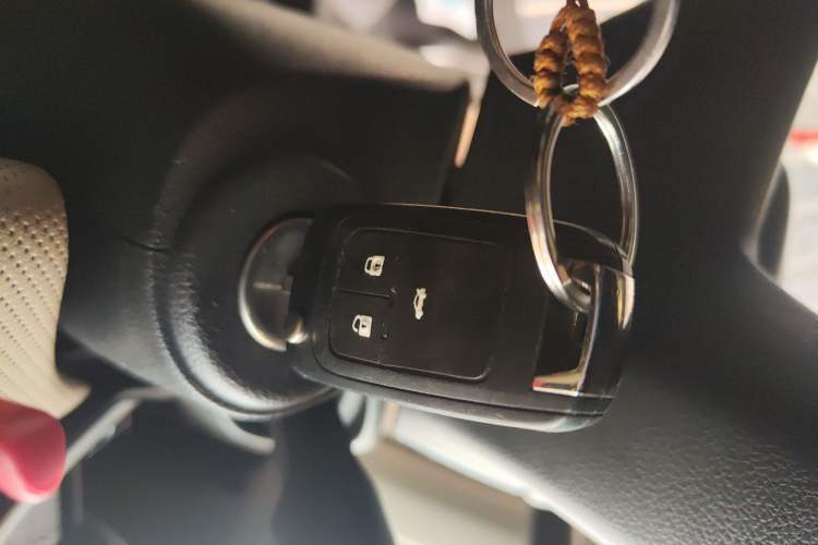 Used Chevrolet Monza 2020 320 Automatic Enjoyment Edition