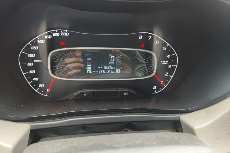 Used Baojun 510 2017 1.5L manual Comfort trim