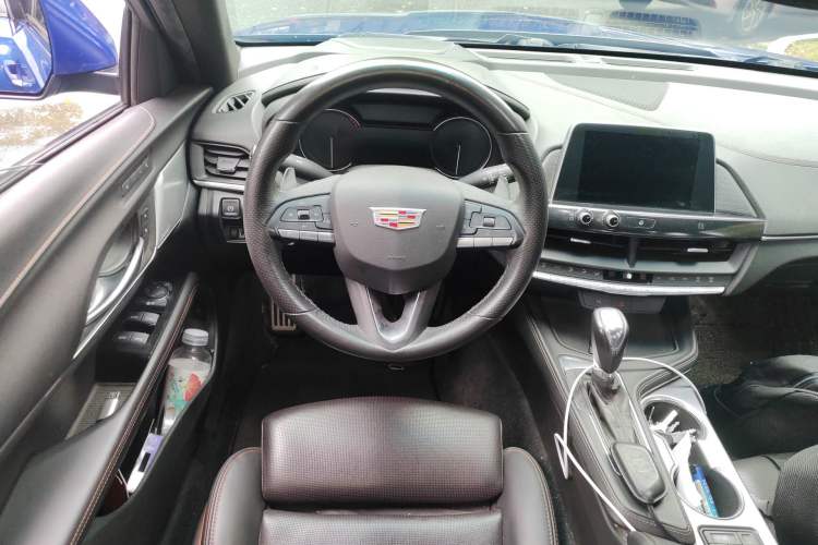 Used Cadillac CT4 2020 28T Elite Edition Steering Wheel