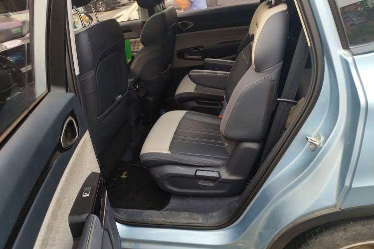 Used Baojun RM-5 2019 1.5T CVT 24-Hour Online Prestige Version 6 Seats Left Rear Seat