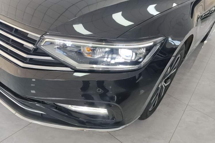 Used Volkswagen Magotan 2020 330TSI DSG Luxury Edition Left Front Headlight
