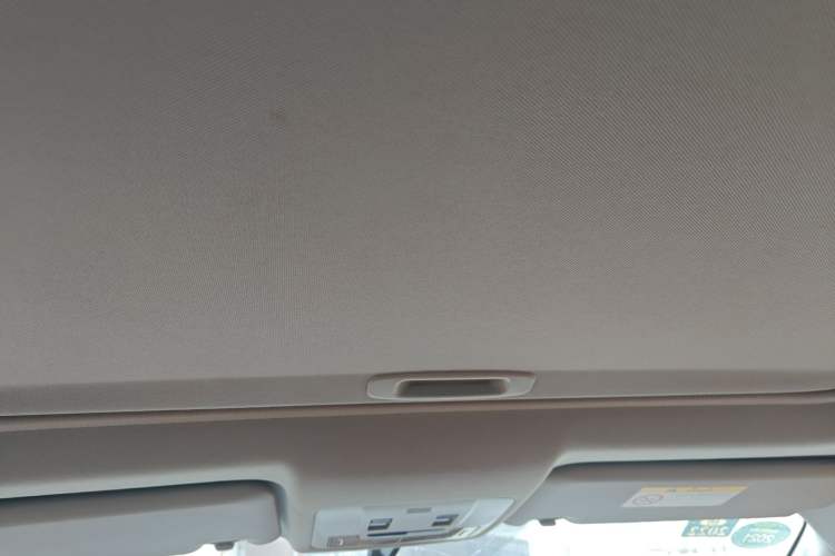 Used Toyota RAV4 2016 2.0L CVT Two-Wheel Drive Comfort Edition China V Standard
