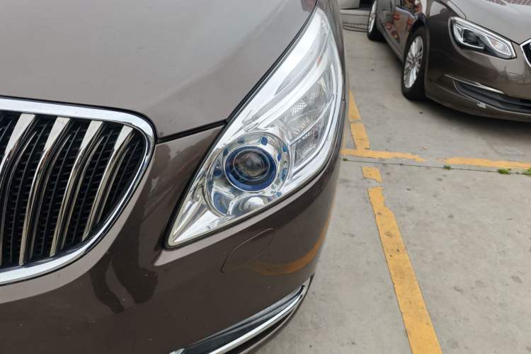 Used Buick GL8 2014 3.0L GT Luxury Business Haoya Edition
