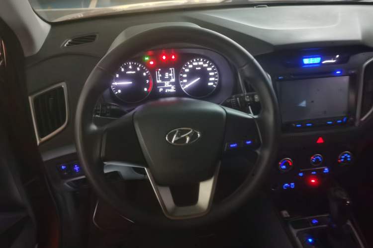 Used Hyundai ix25 2015 1.6L Automatic Two-Wheel Drive Smart GLS Trim Steering Wheel