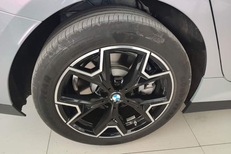 Used BMW i3 2025 eDrive 40 L Midnight Edition