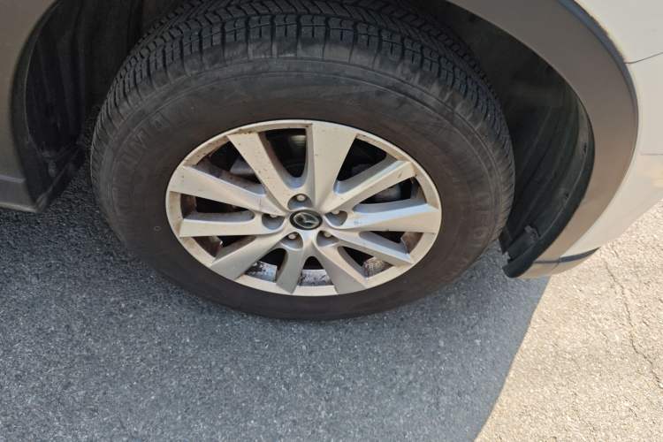 Used Mazda CX-5 2014 2.0L Automatic Two-Wheel Drive Urban Version Right Front Wheel Hub