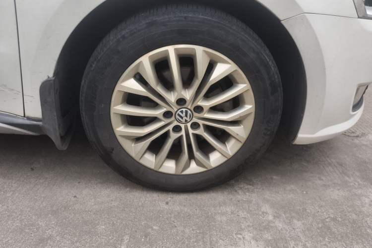 Used Volkswagen Gran Lavida 2013 1.6L Automatic Luxury Model